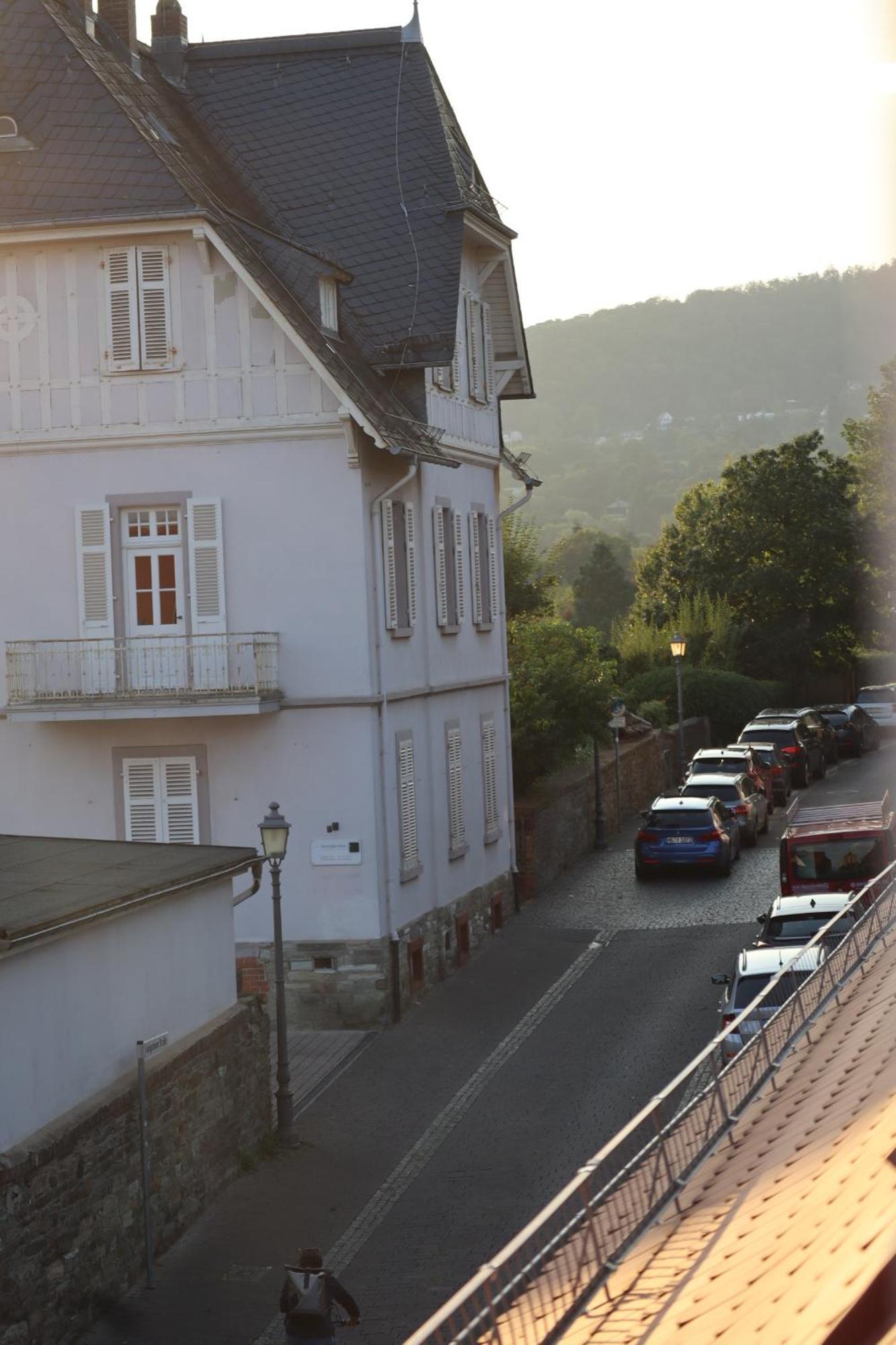 Gemuetliches Boho Studio Apartment In Der Altstadt Kronbergs Kronberg im Taunus Dış mekan fotoğraf